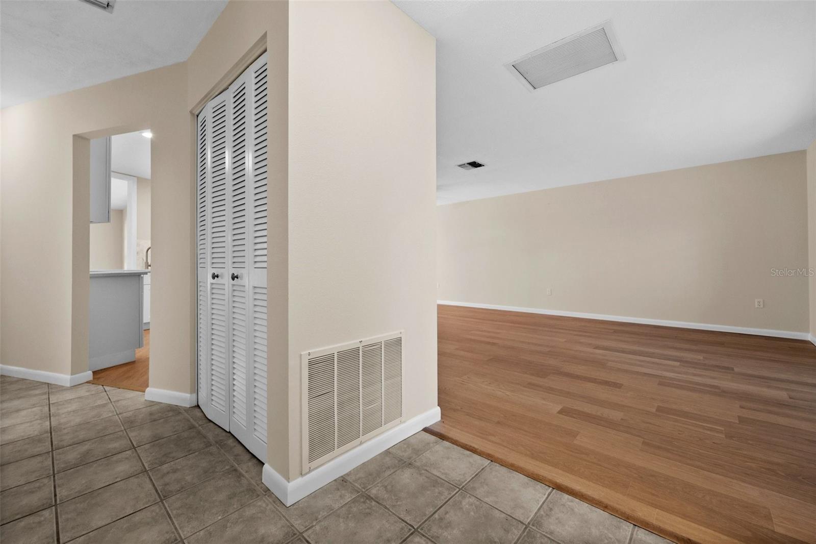2209 BLACKWOOD DR, VENICE, FL, 34293