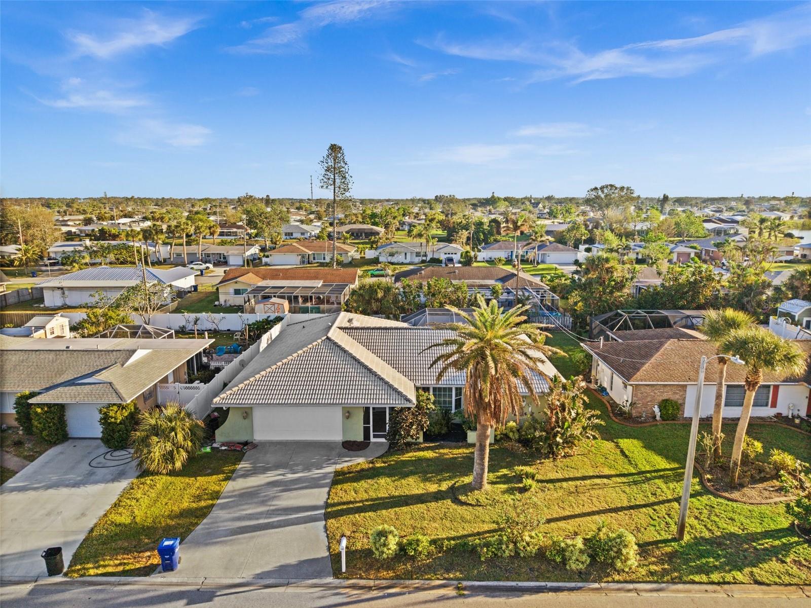2209 BLACKWOOD DR, VENICE, FL, 34293