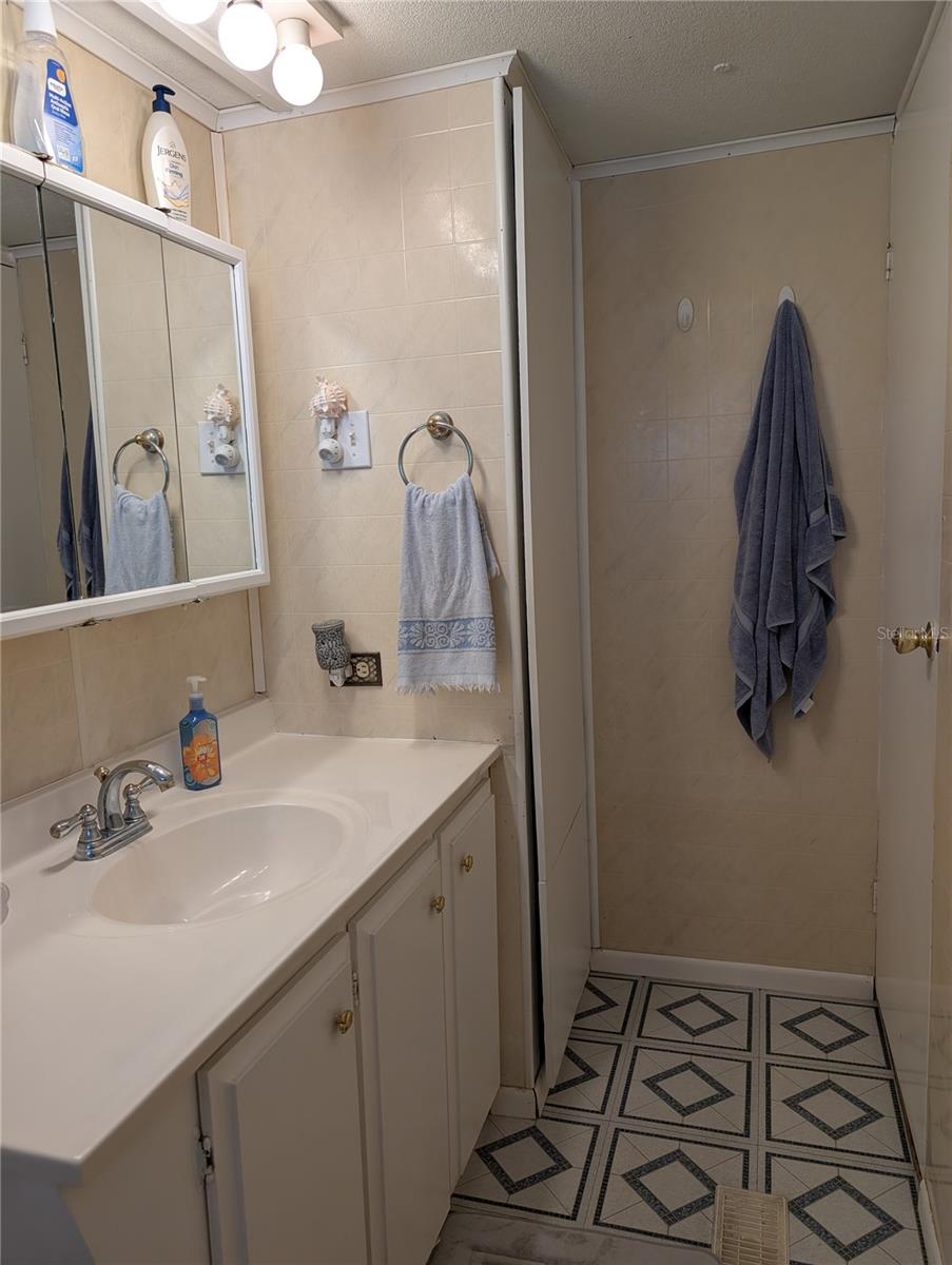 82180 E ST N #180, PINELLAS PARK, FL, 33781