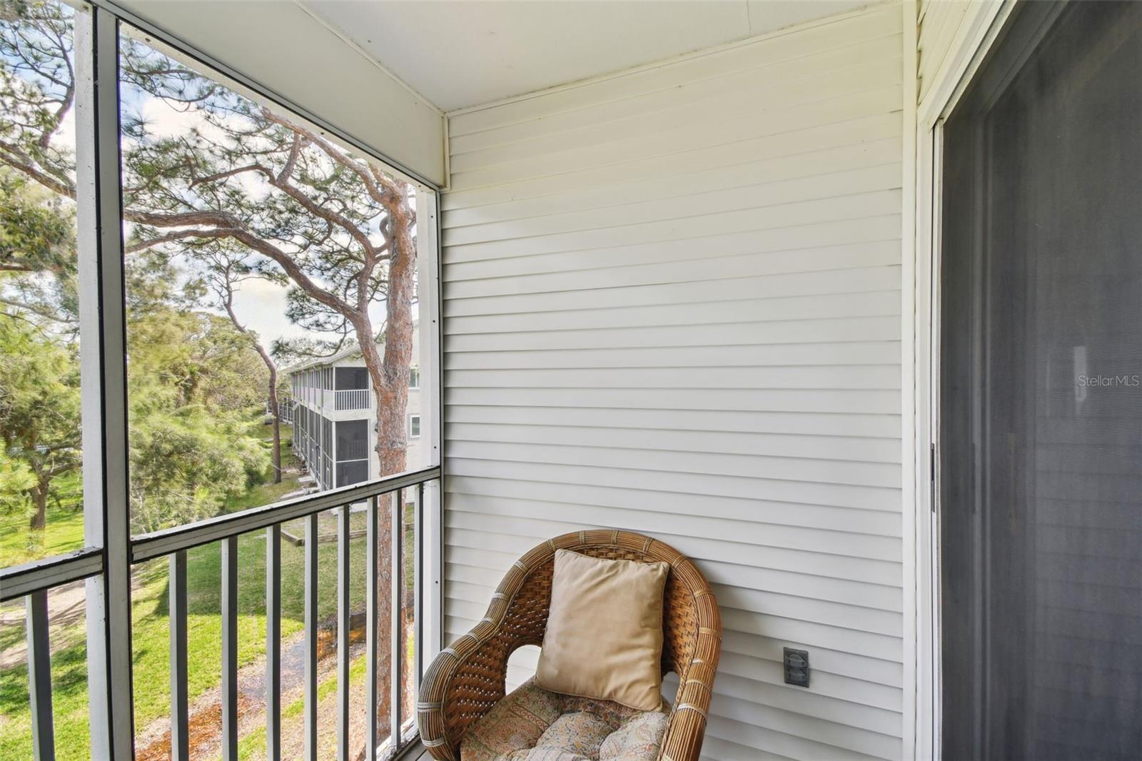 9770 INDIAN KEY TRL #102, SEMINOLE, FL, 33776