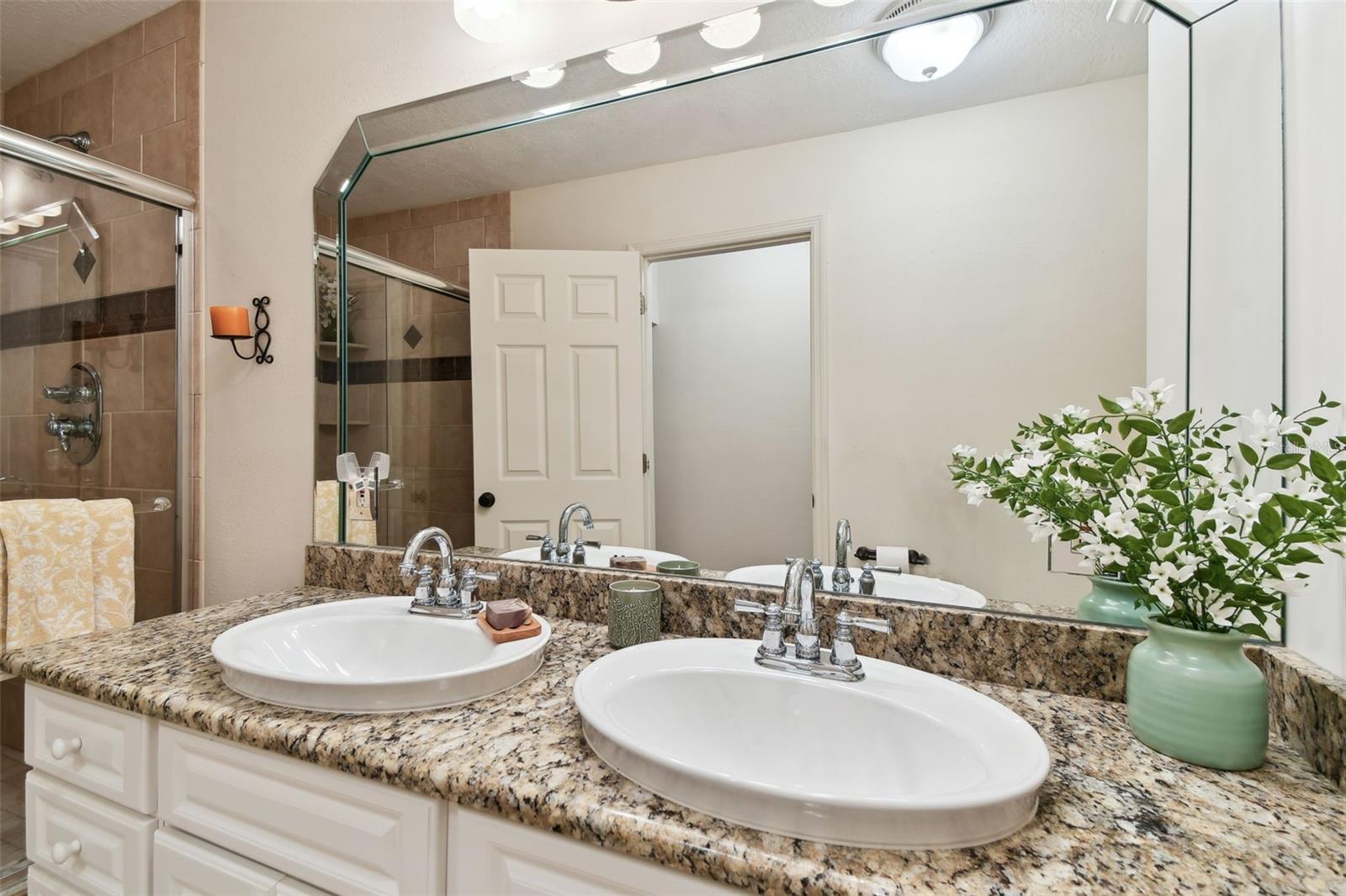 9770 INDIAN KEY TRL #102, SEMINOLE, FL, 33776