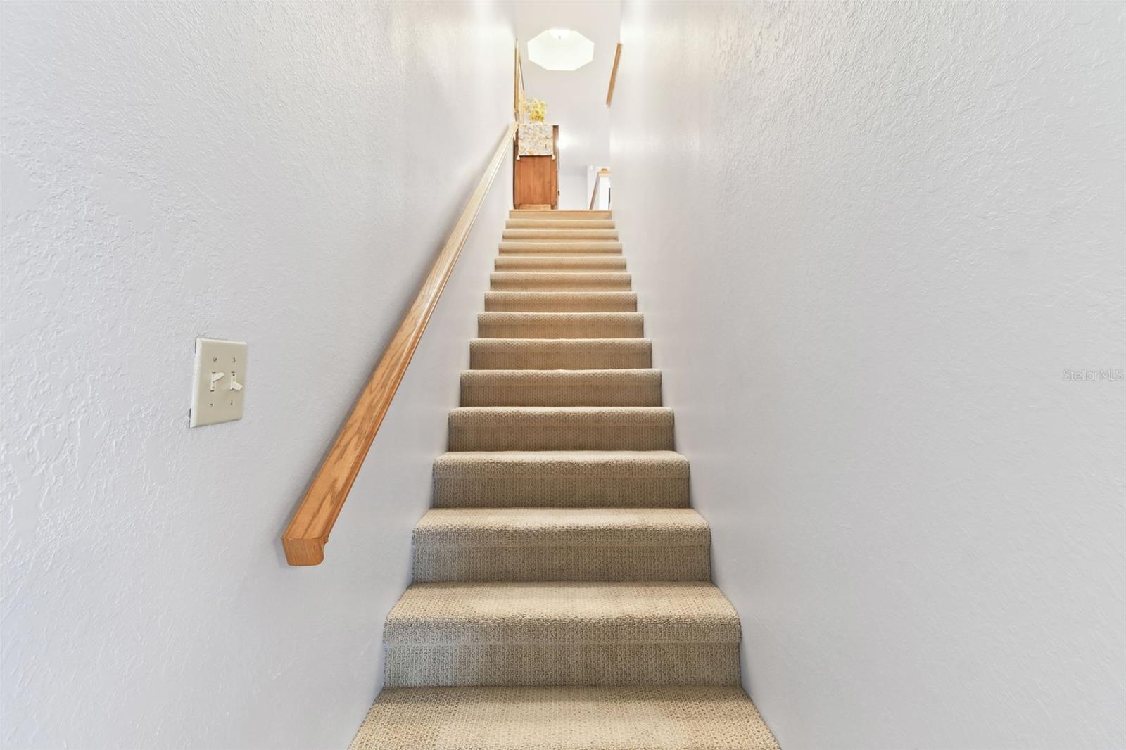 9770 INDIAN KEY TRL #102, SEMINOLE, FL, 33776