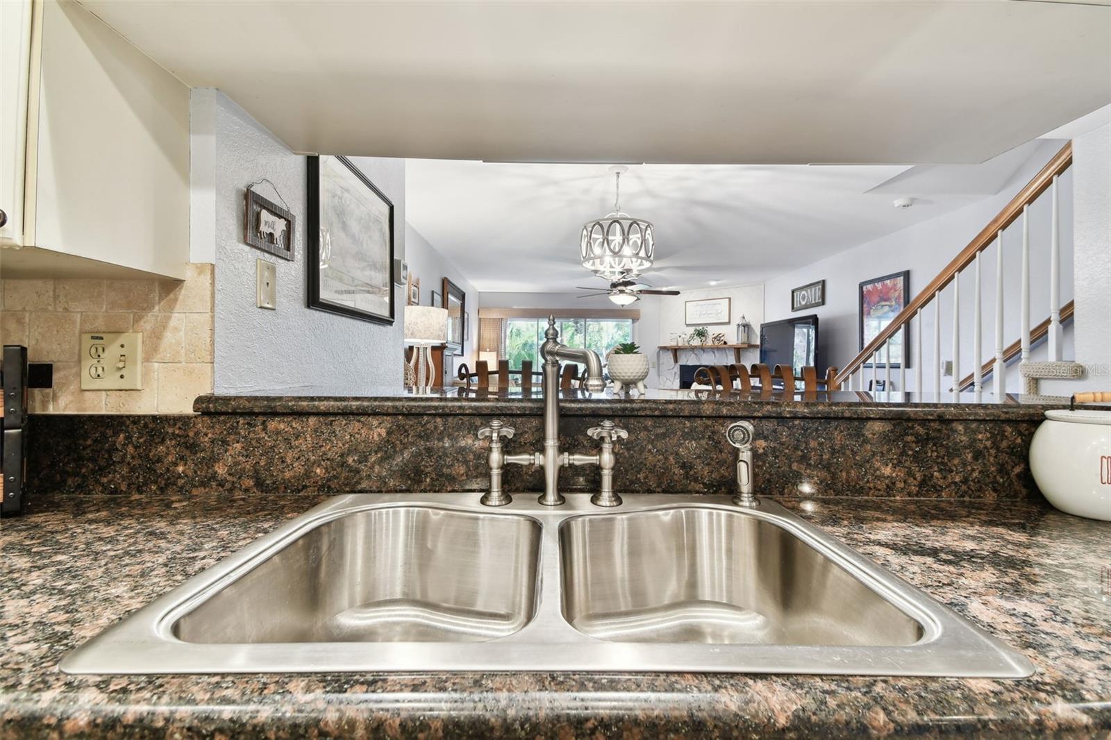9770 INDIAN KEY TRL #102, SEMINOLE, FL, 33776