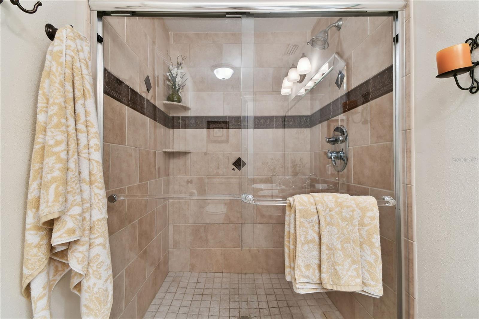 9770 INDIAN KEY TRL #102, SEMINOLE, FL, 33776
