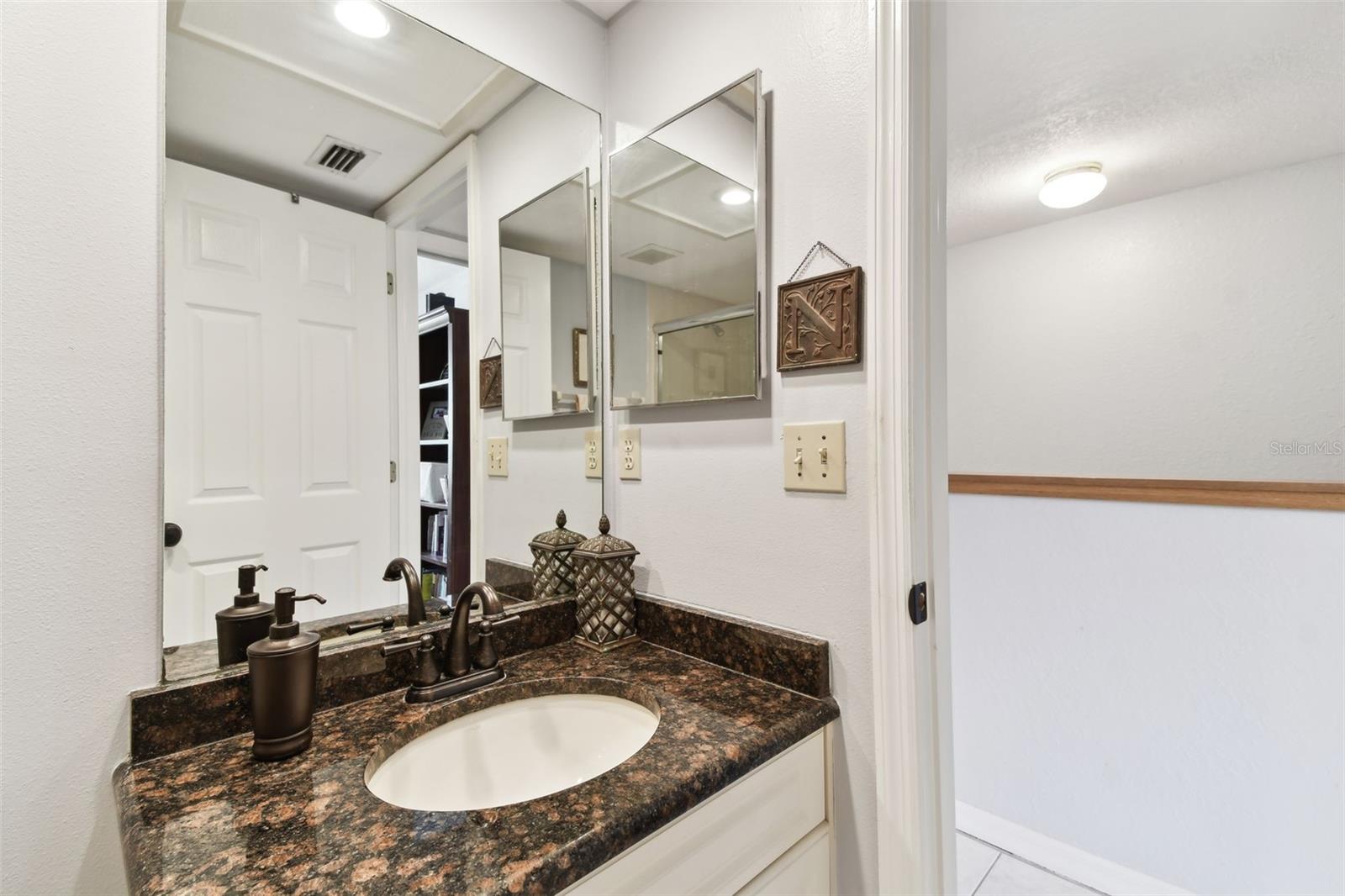 9770 INDIAN KEY TRL #102, SEMINOLE, FL, 33776