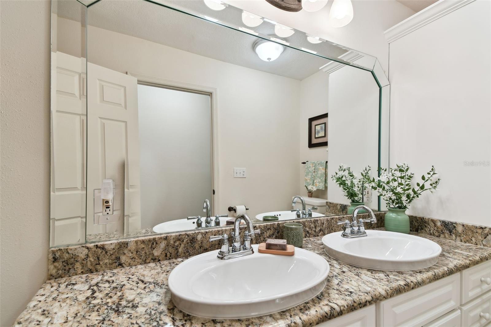 9770 INDIAN KEY TRL #102, SEMINOLE, FL, 33776