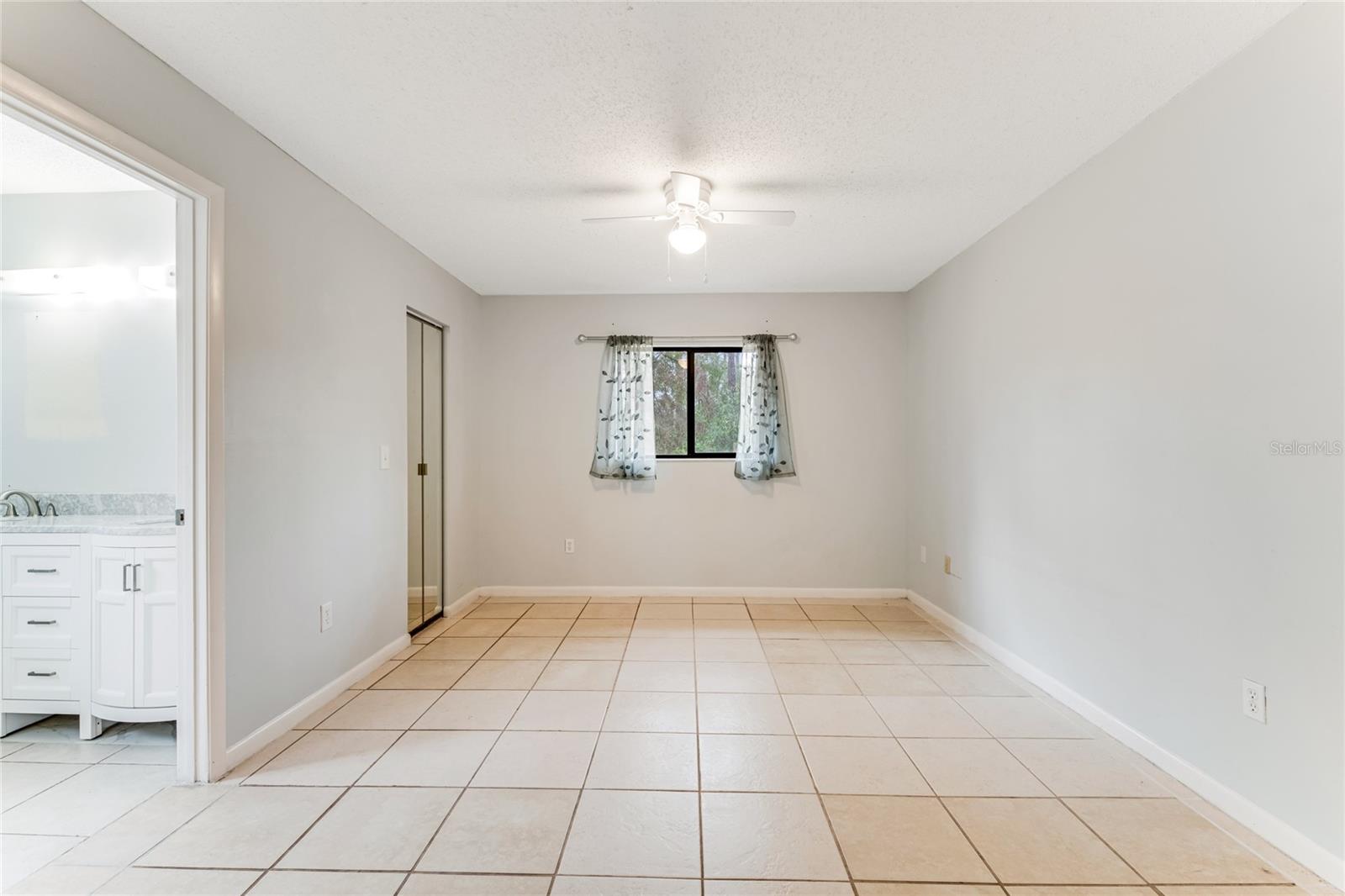 49 BRADDOCK LN, PALM COAST, FL, 32137