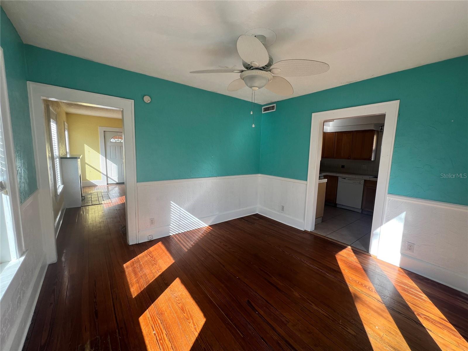4742 9TH AVE S, ST PETERSBURG, FL, 33711