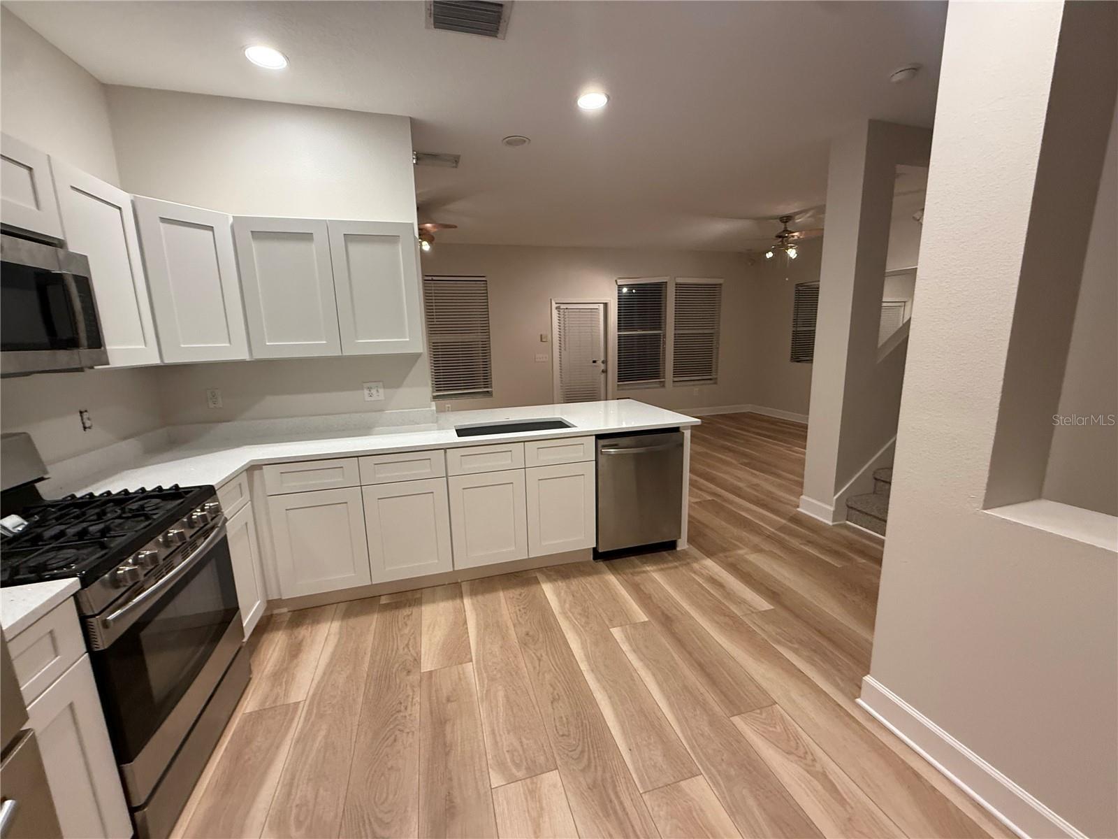 10031 NEW PARKE RD, TAMPA, FL, 33626