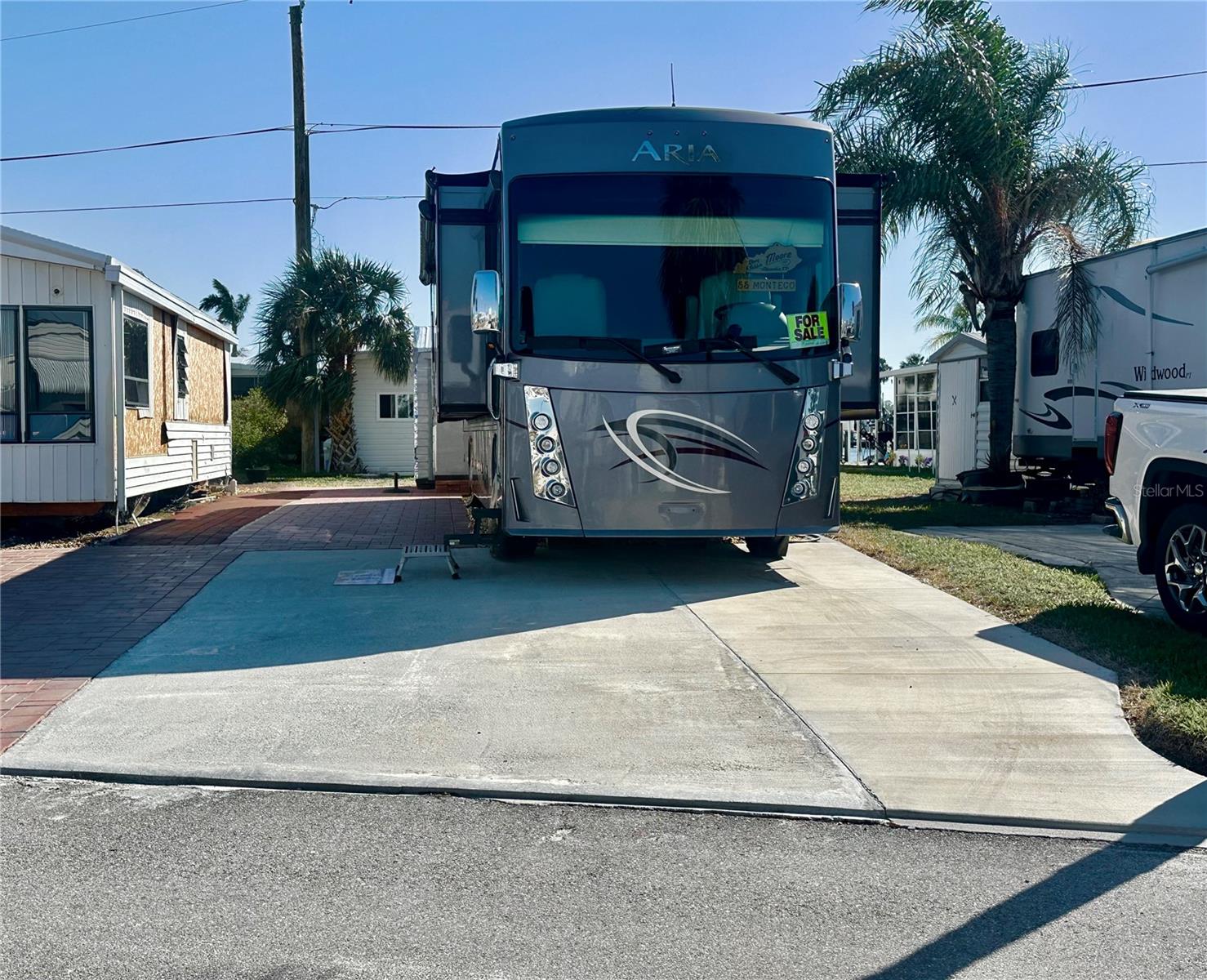 55 MONTEGO DR, PALMETTO, FL, 34221