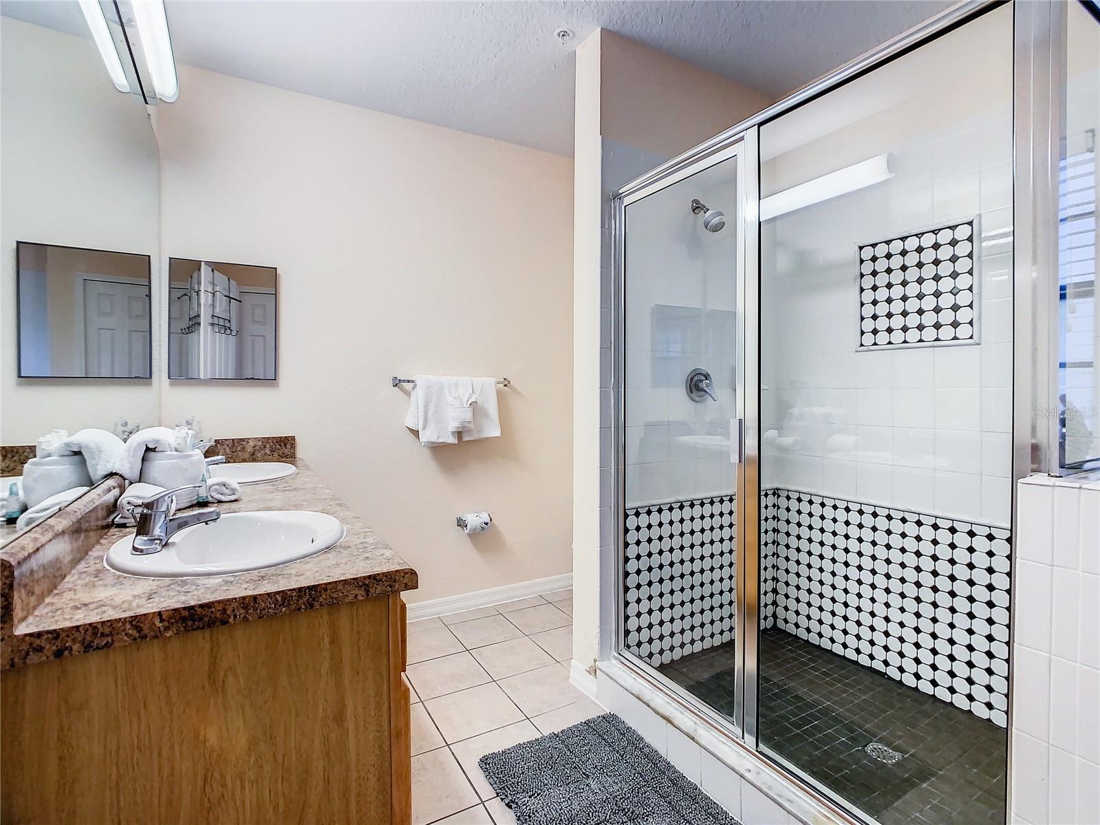 3050 PIRATES RETREAT CT #207, KISSIMMEE, FL, 34747