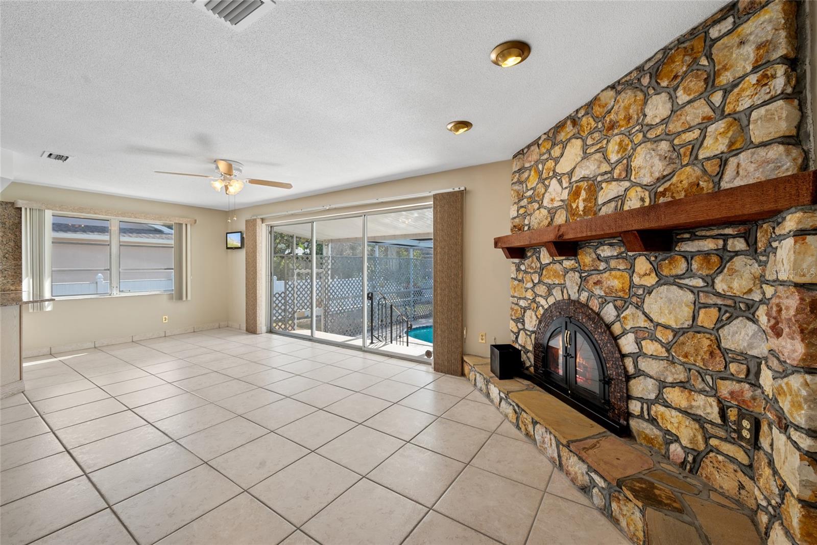 1713 GRAND CENTRAL DR, TARPON SPRINGS, FL, 34689