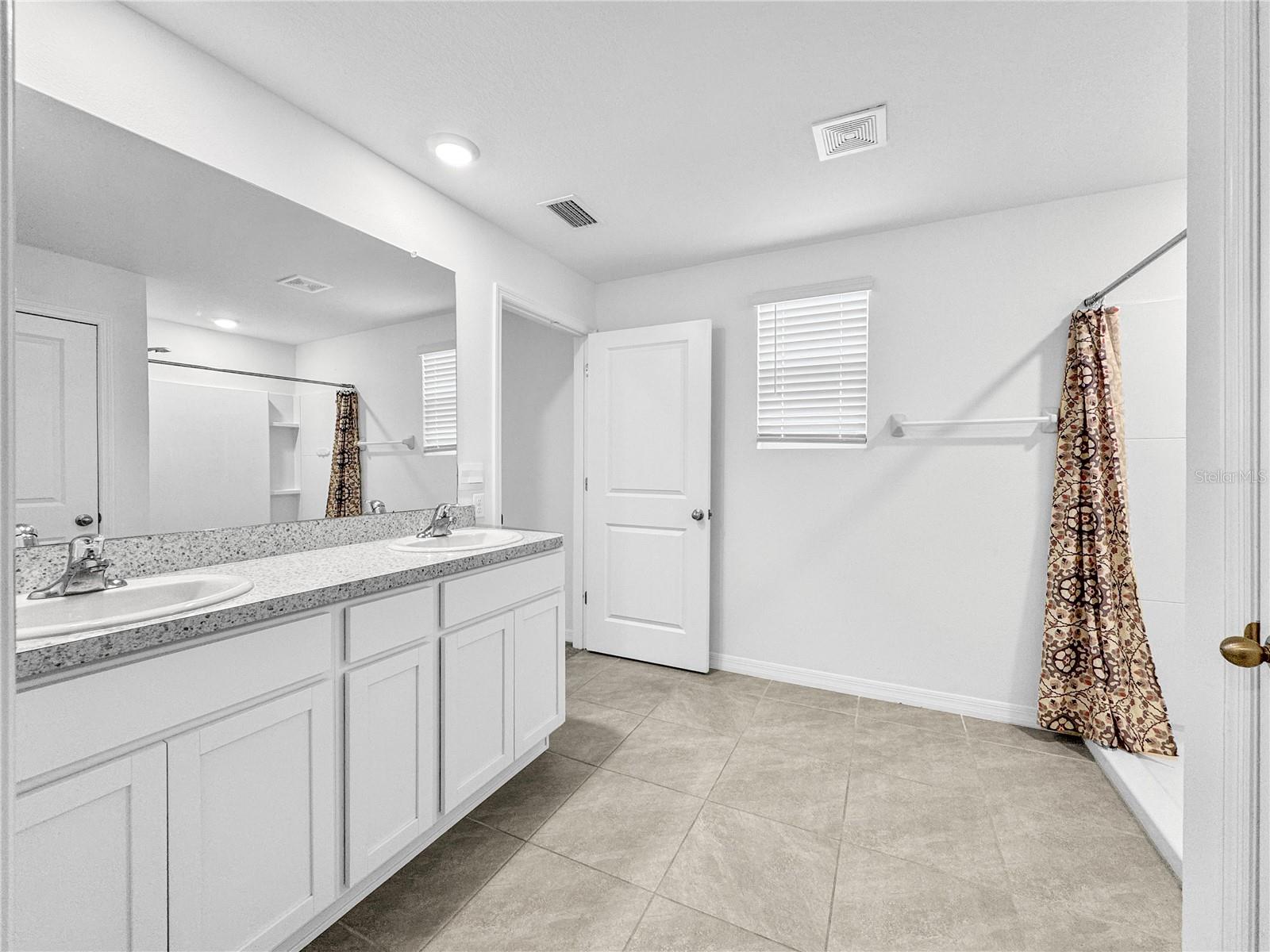 37127 GOFFAUX LOOP, ZEPHYRHILLS, FL, 33541