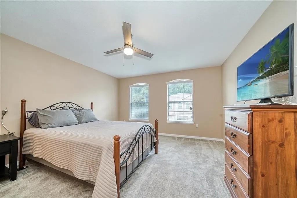 9503 ASHBURN CREEK LN, TAMPA, FL, 33610