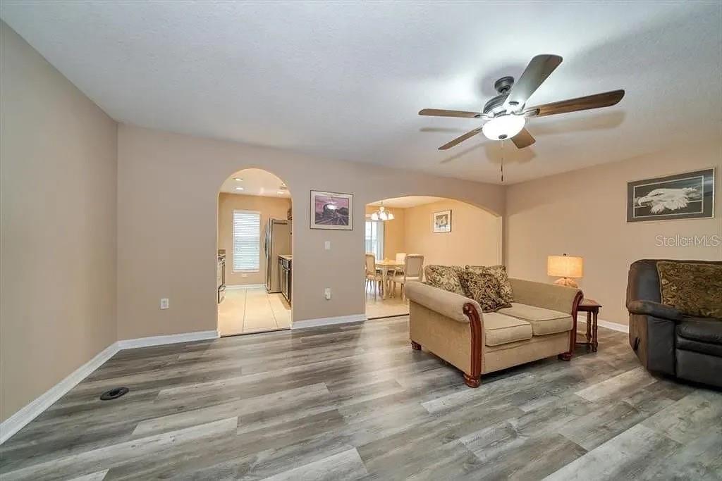 9503 ASHBURN CREEK LN, TAMPA, FL, 33610