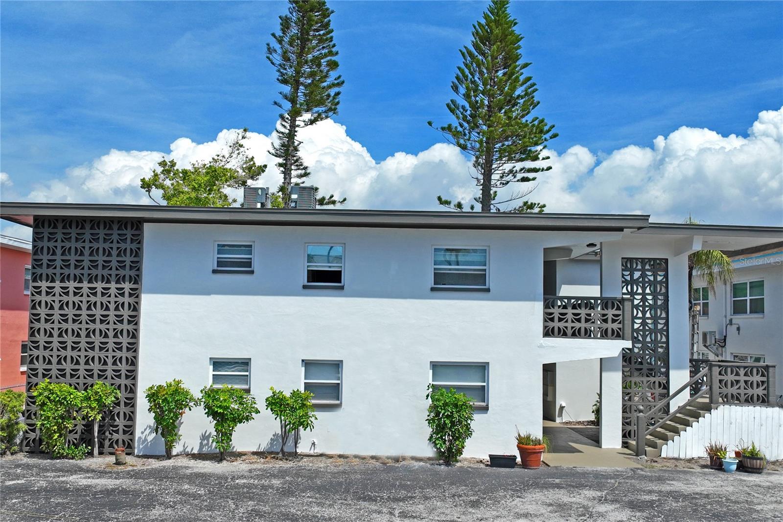 11705 3RD ST E #9, TREASURE ISLAND, FL, 33706