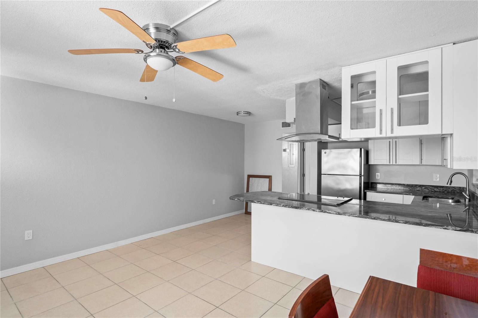 11705 3RD ST E #9, TREASURE ISLAND, FL, 33706