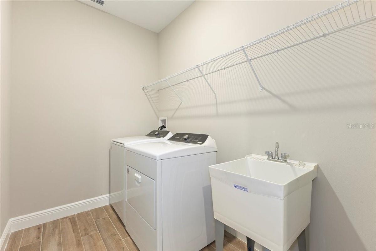 360 BIRKDALE DR, DAYTONA BEACH, FL, 32124
