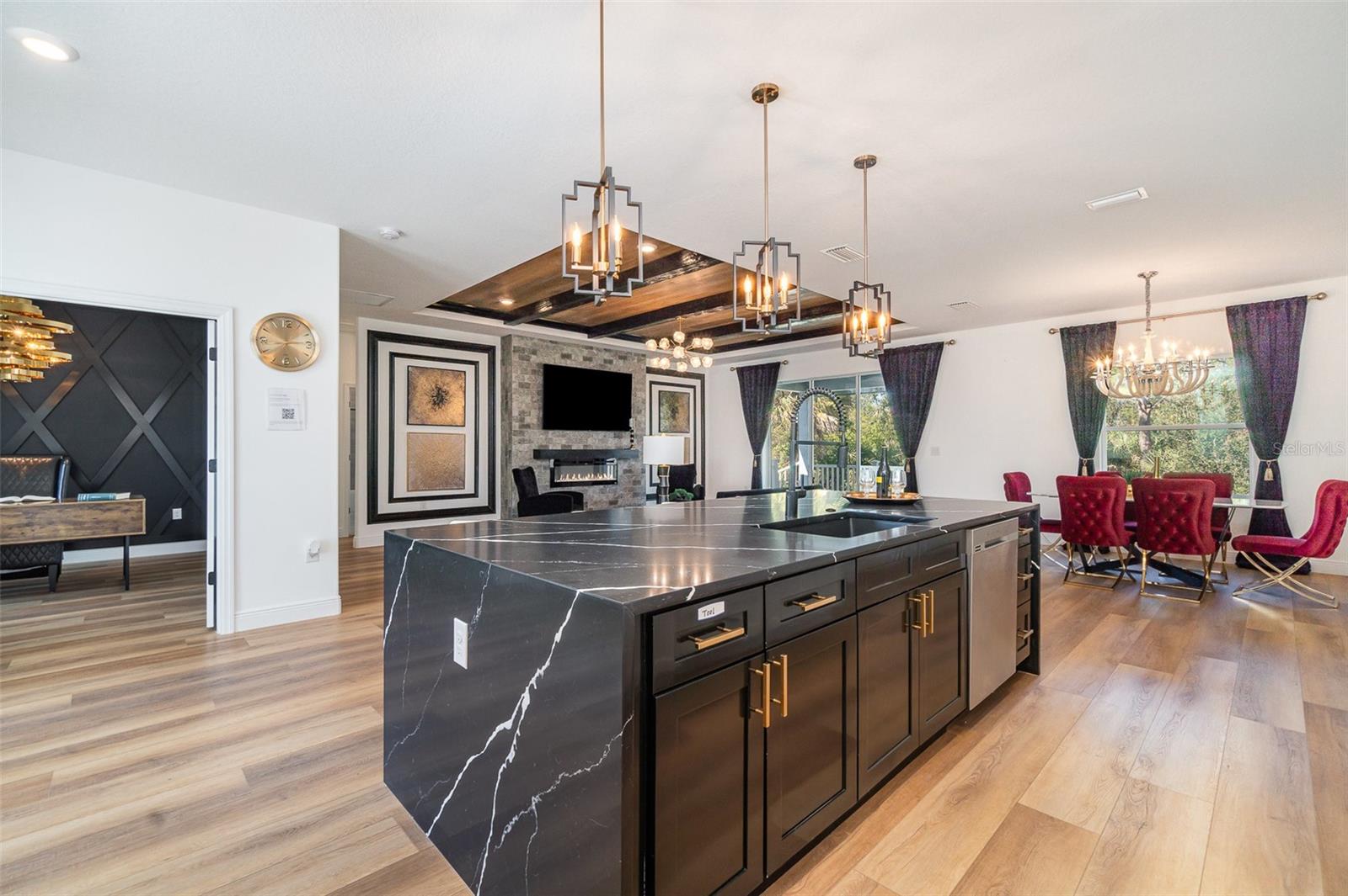 14346 SAN DOMINGO BLVD, PORT CHARLOTTE, FL, 33981