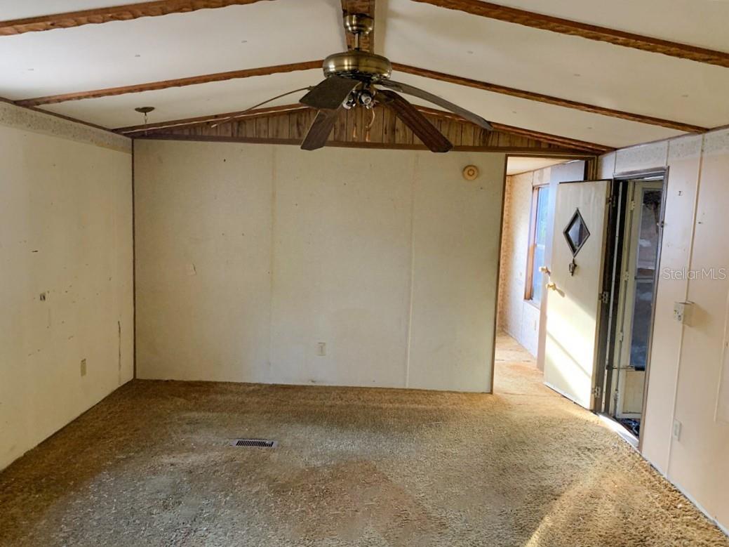 16890 E E FORT KING ST ST, SILVER SPRINGS, FL, 34488