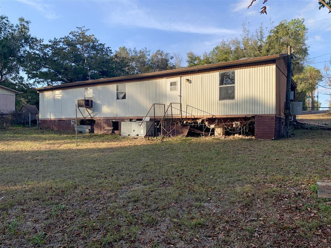 16890 E E FORT KING ST ST, SILVER SPRINGS, FL, 34488