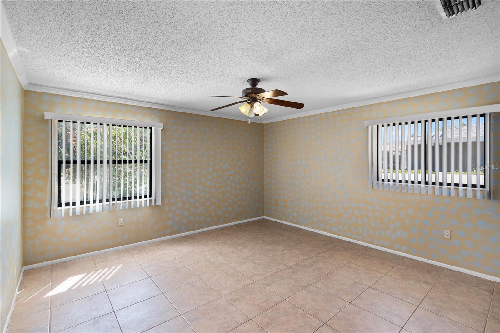 7715 9TH AVENUE DR NW, BRADENTON, FL, 34209
