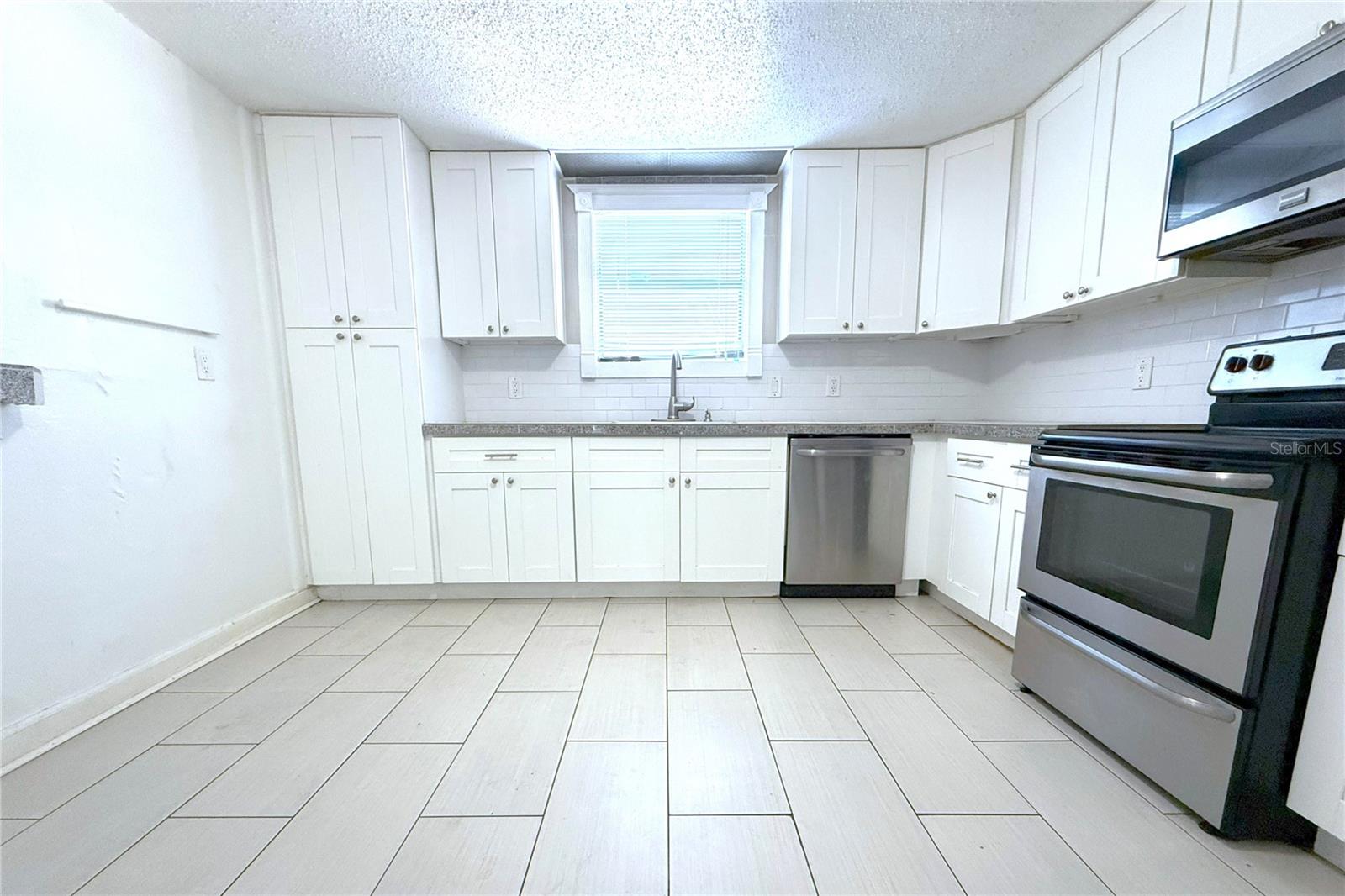 2824 N 19TH ST, TAMPA, FL, 33605