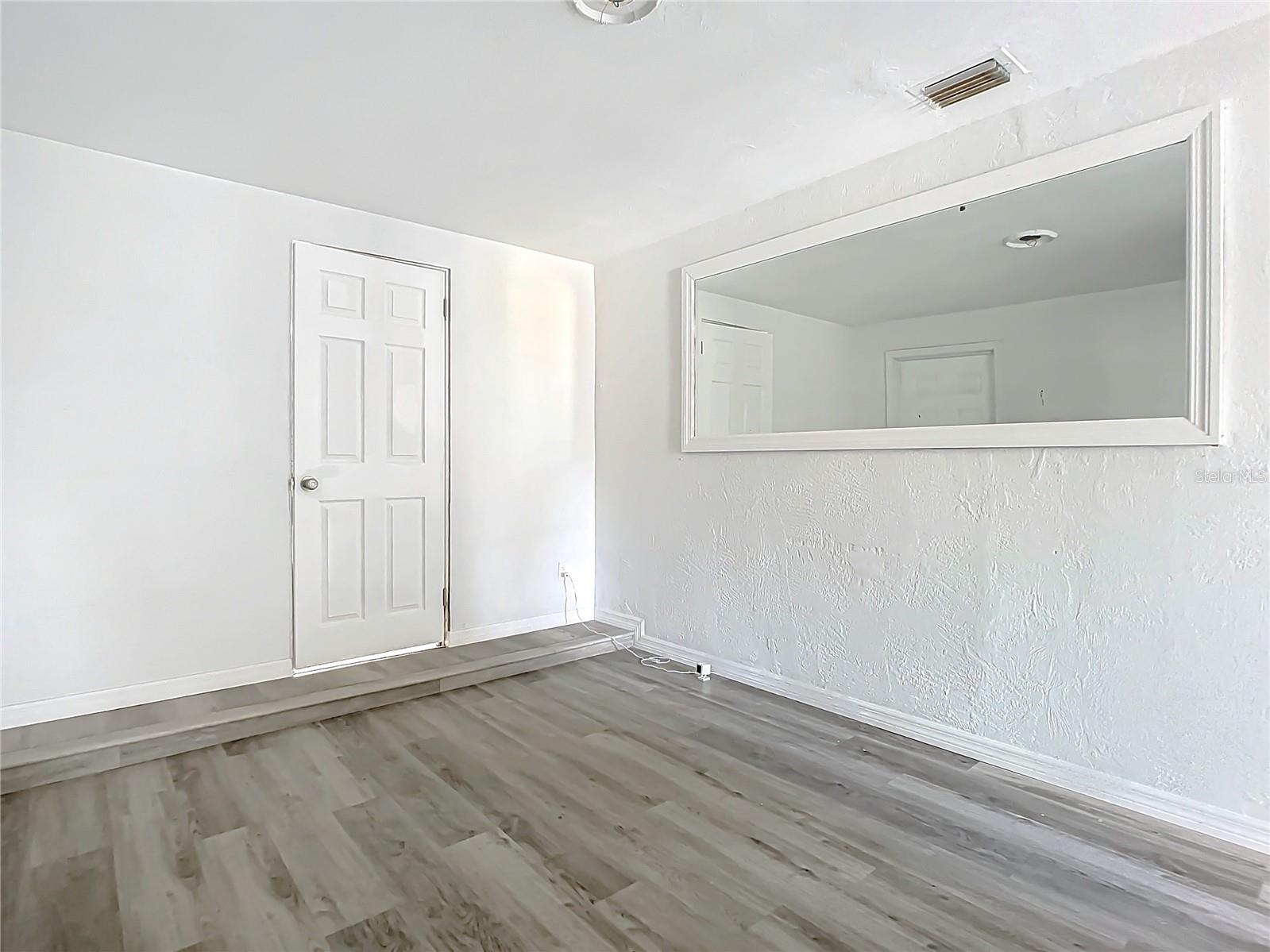 933 MARION ST, DAYTONA BEACH, FL, 32114