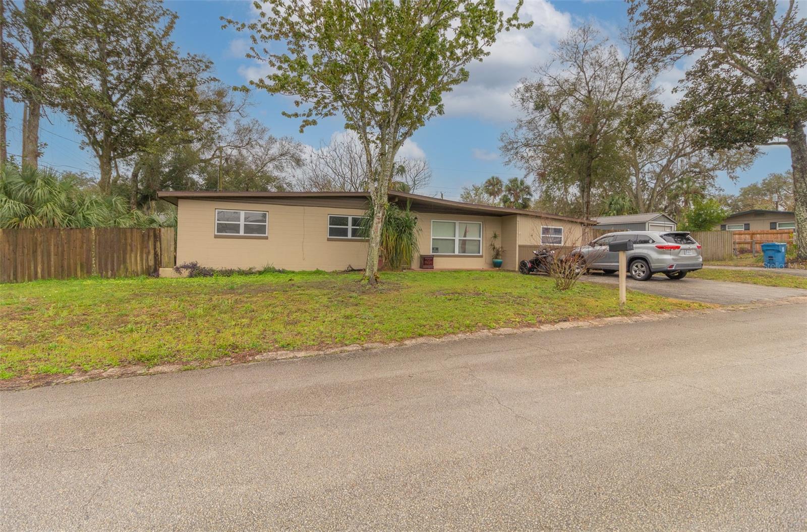1201 OLEN DR, DAYTONA BEACH, FL, 32117