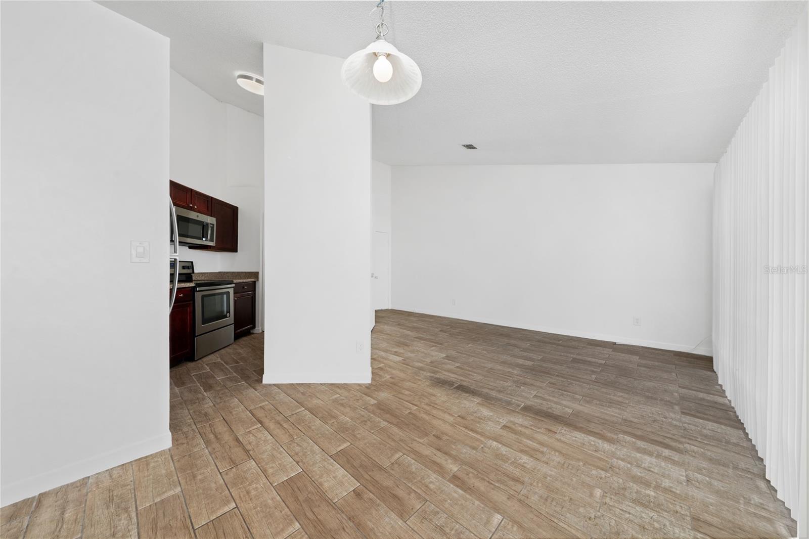 2520 WOODGATE BLVD #206, ORLANDO, FL, 32822