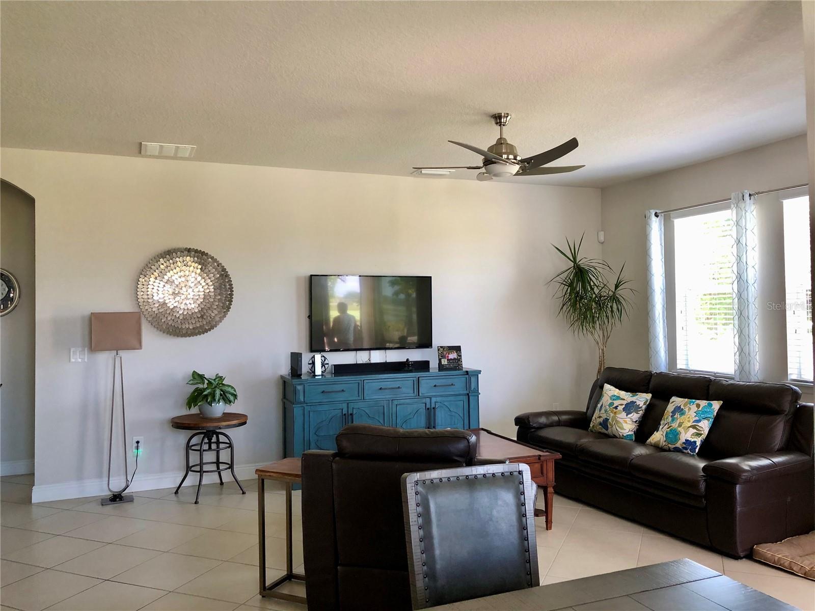 11174 SPRING POINT CIR, RIVERVIEW, FL, 33579