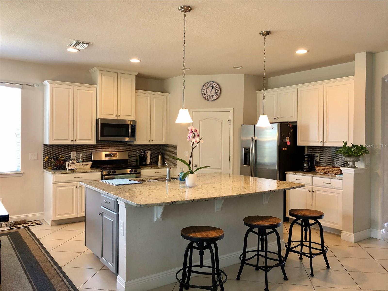 11174 SPRING POINT CIR, RIVERVIEW, FL, 33579