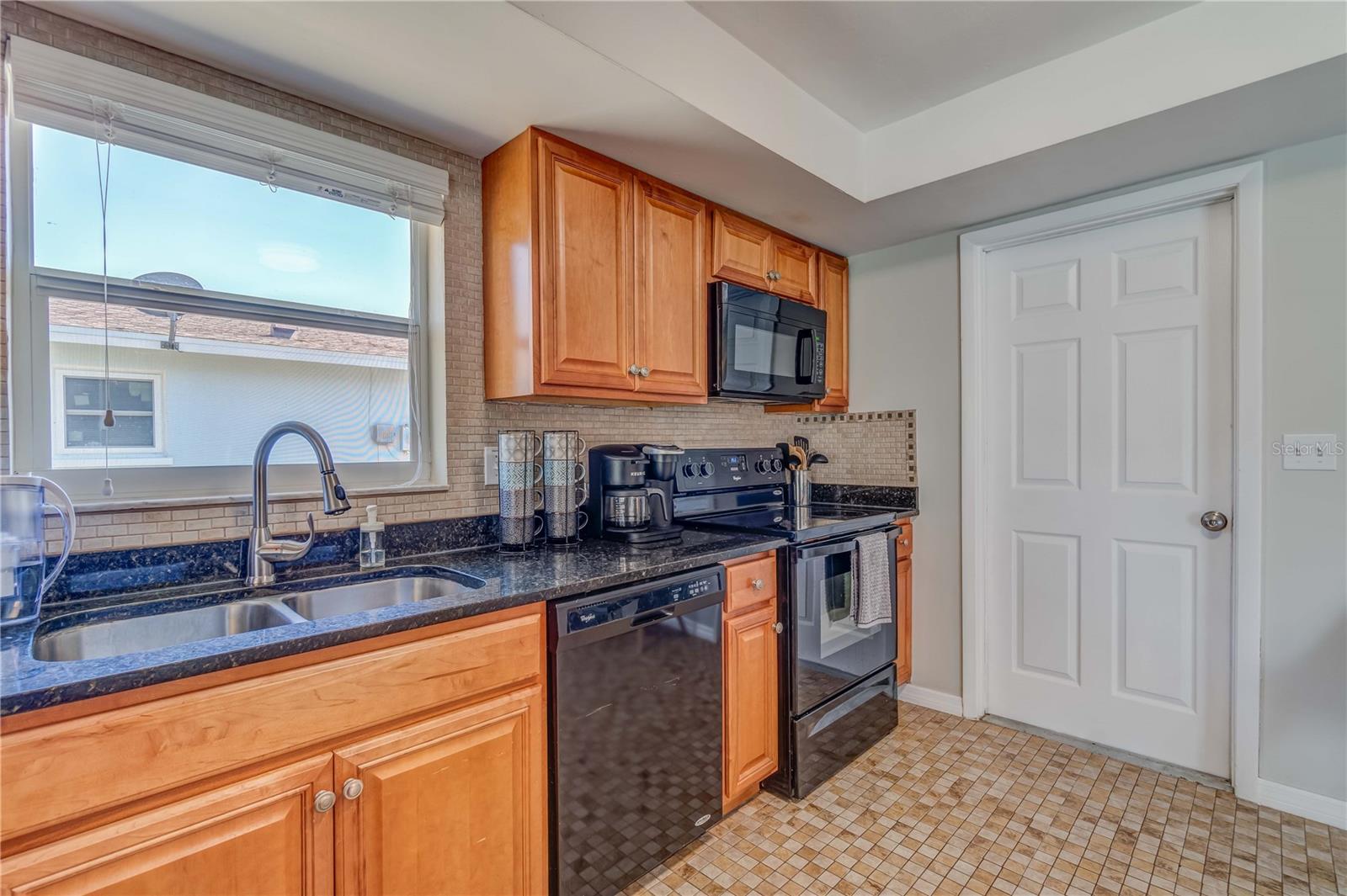 134 ROTONDA CIR, ROTONDA WEST, FL, 33947