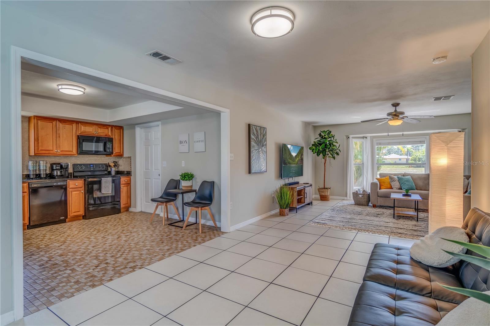 134 ROTONDA CIR, ROTONDA WEST, FL, 33947