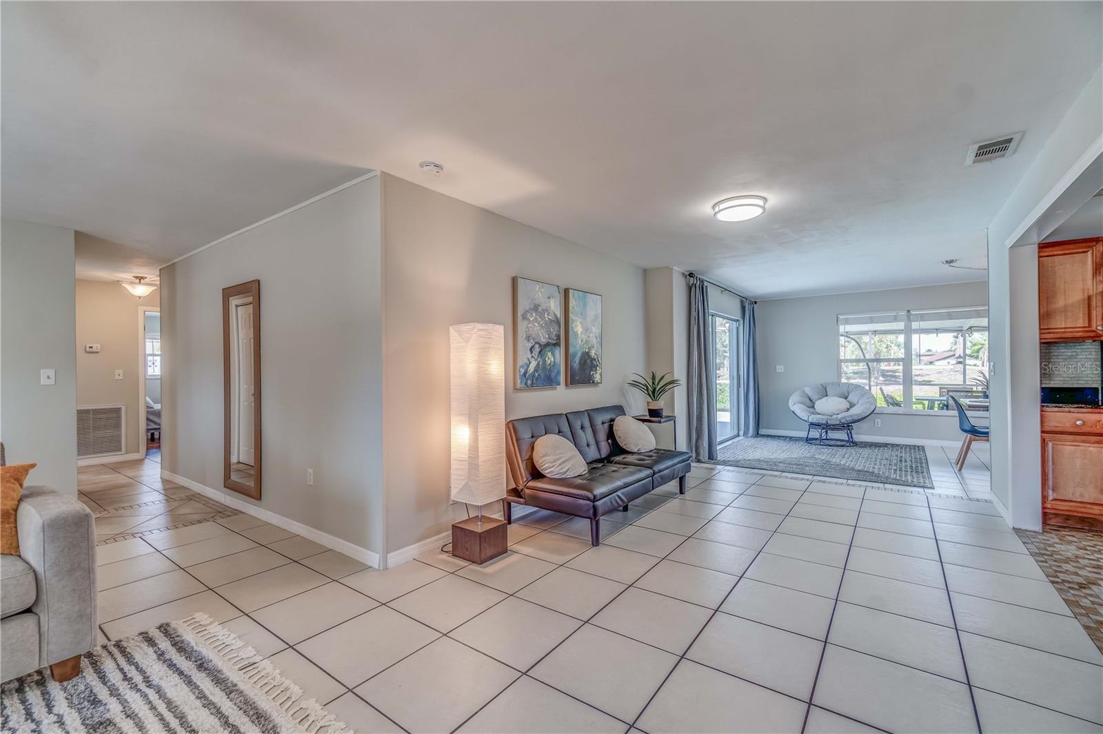 134 ROTONDA CIR, ROTONDA WEST, FL, 33947