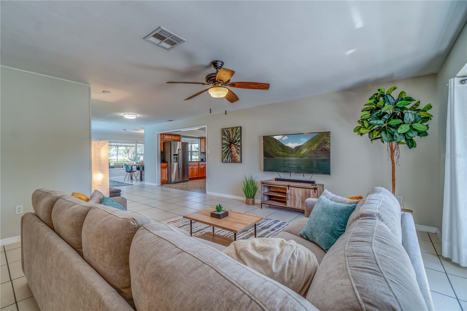 134 ROTONDA CIR, ROTONDA WEST, FL, 33947