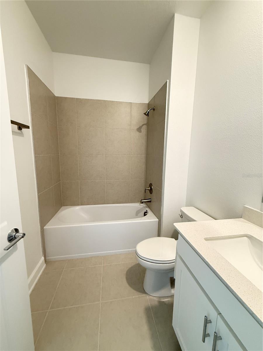 7117 DILLY LAKE AVE, GROVELAND, FL, 34736