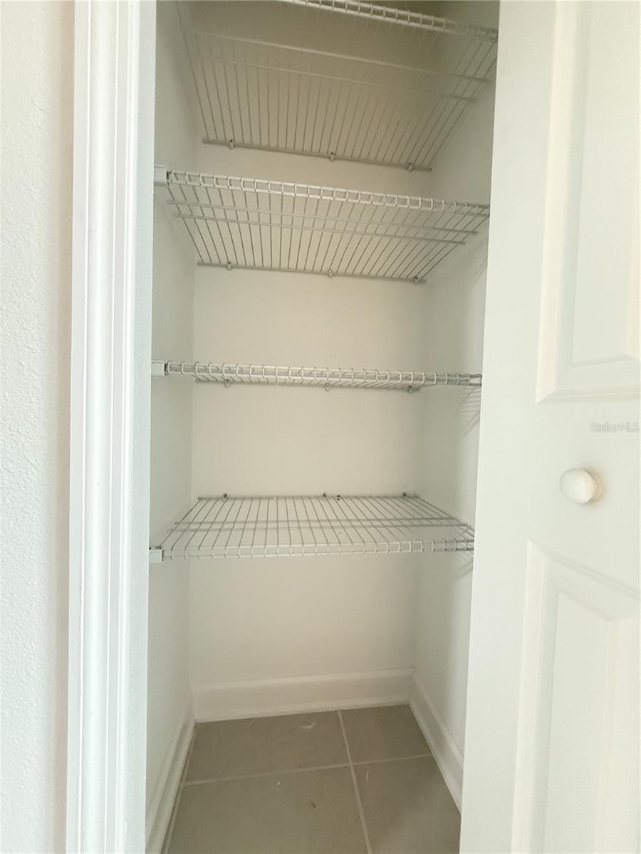 7117 DILLY LAKE AVE, GROVELAND, FL, 34736