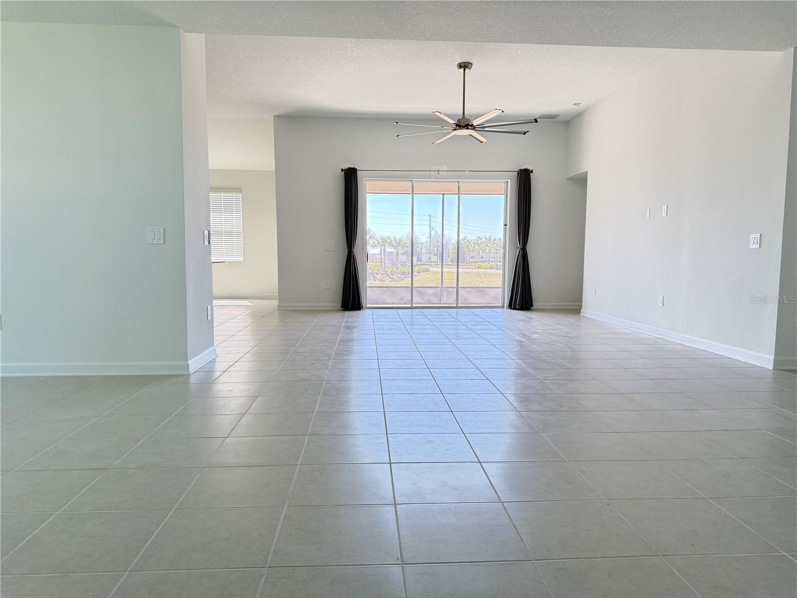 7117 DILLY LAKE AVE, GROVELAND, FL, 34736