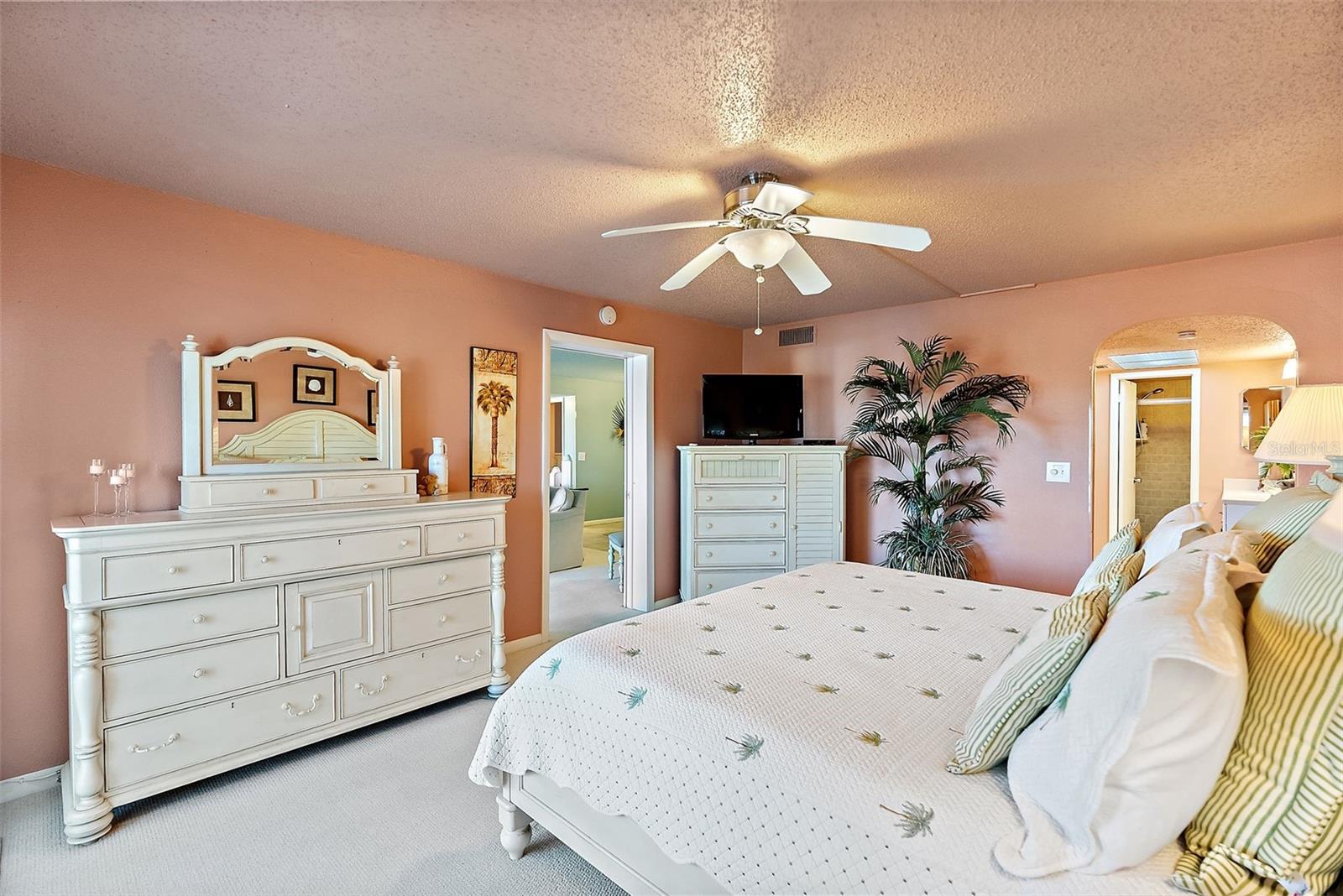 4900 38TH WAY S #304, ST PETERSBURG, FL, 33711