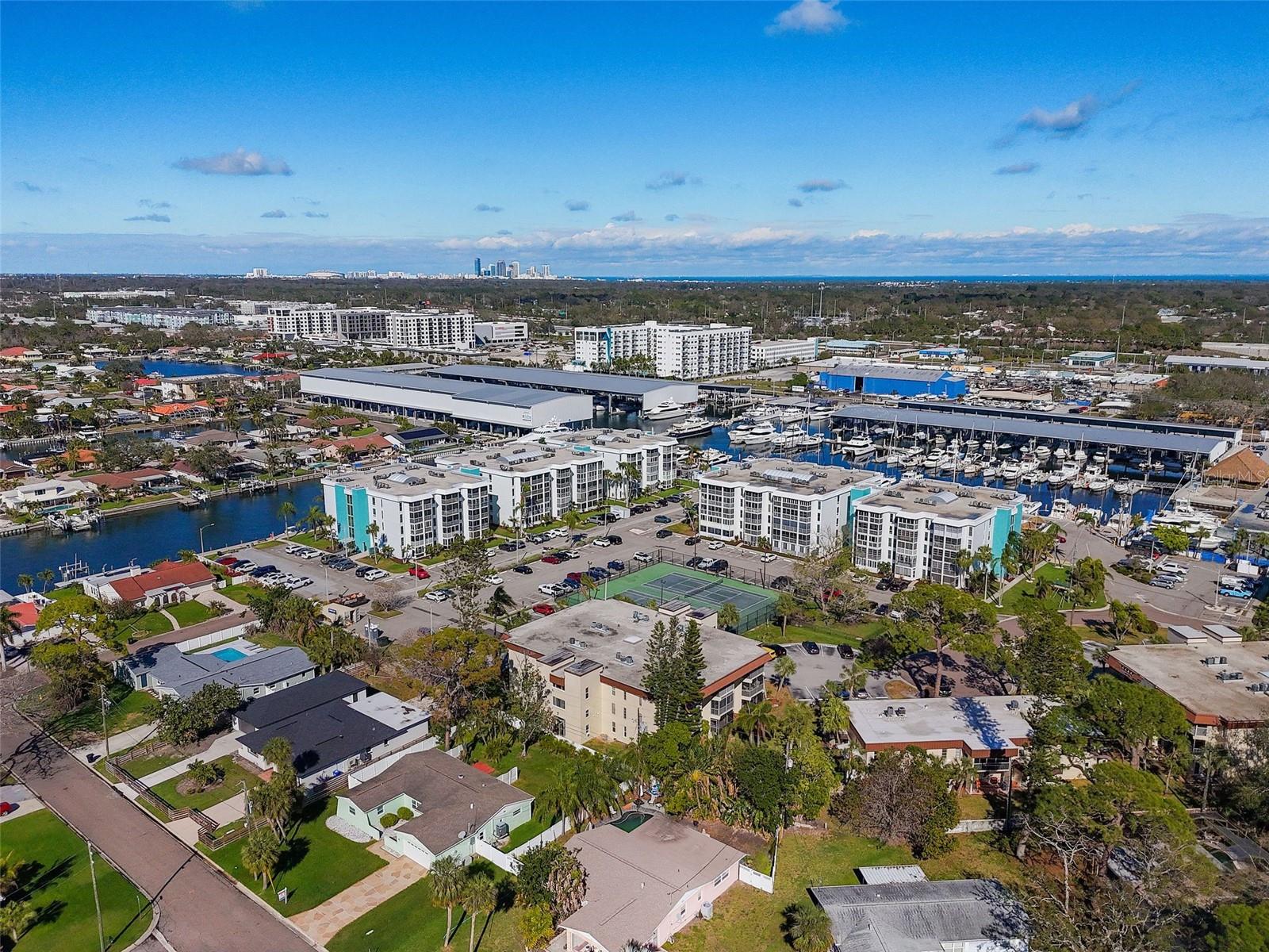 4900 38TH WAY S #304, ST PETERSBURG, FL, 33711