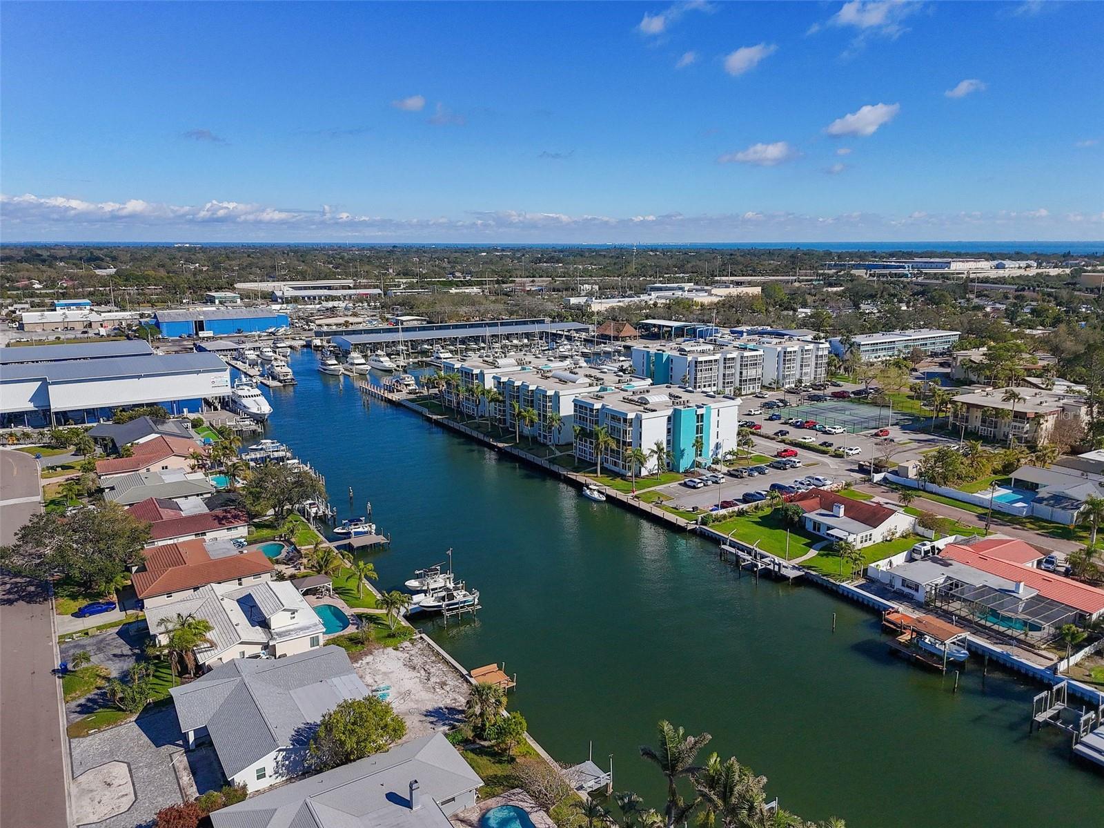 4900 38TH WAY S #304, ST PETERSBURG, FL, 33711