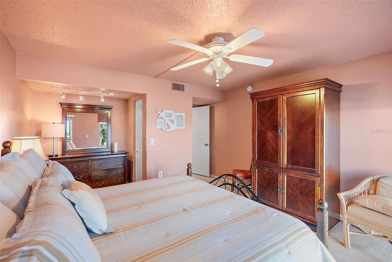 4900 38TH WAY S #304, ST PETERSBURG, FL, 33711