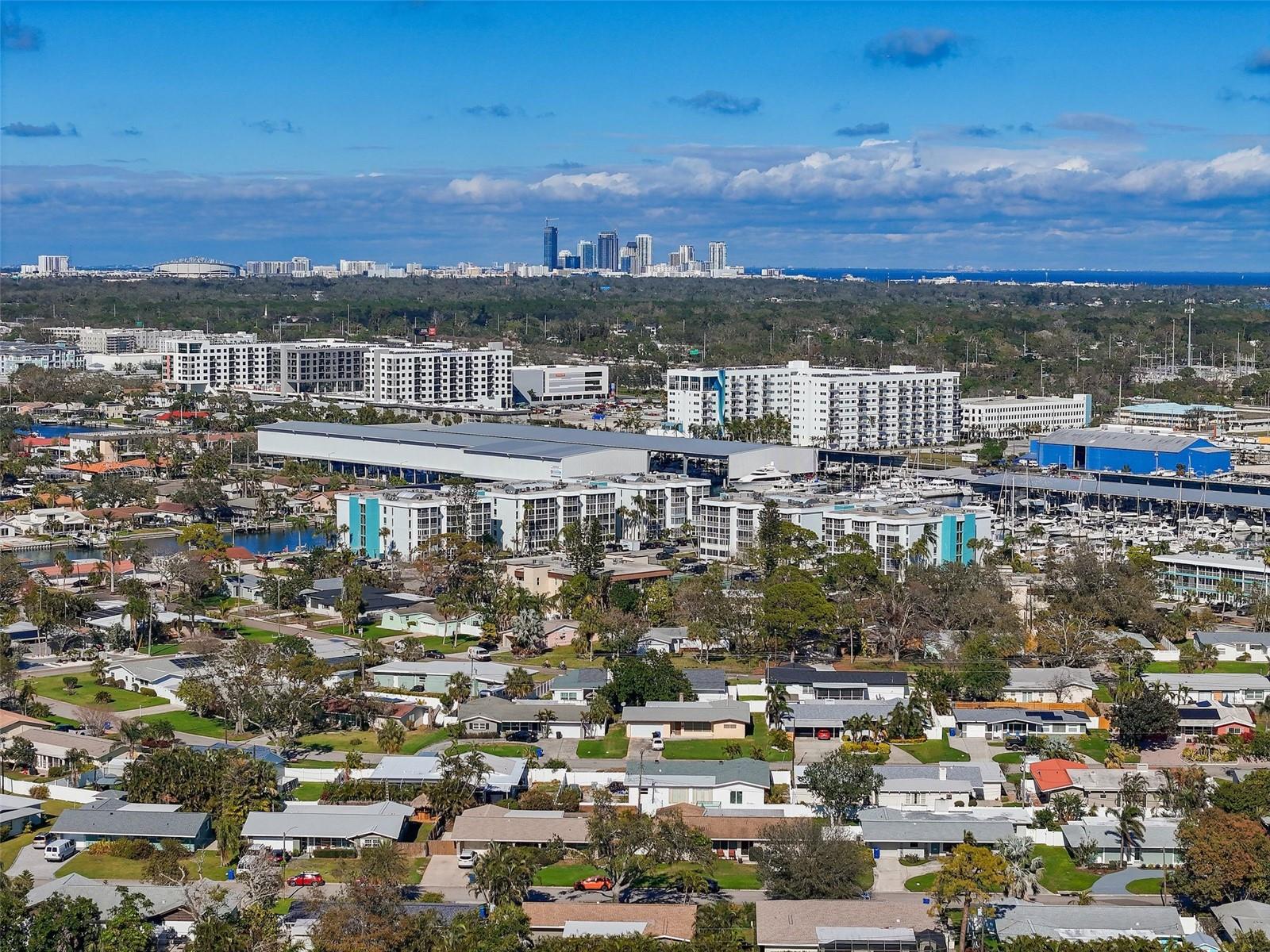 4900 38TH WAY S #304, ST PETERSBURG, FL, 33711