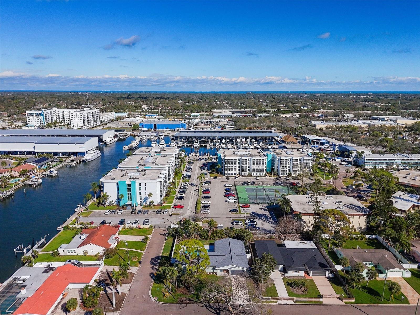 4900 38TH WAY S #304, ST PETERSBURG, FL, 33711