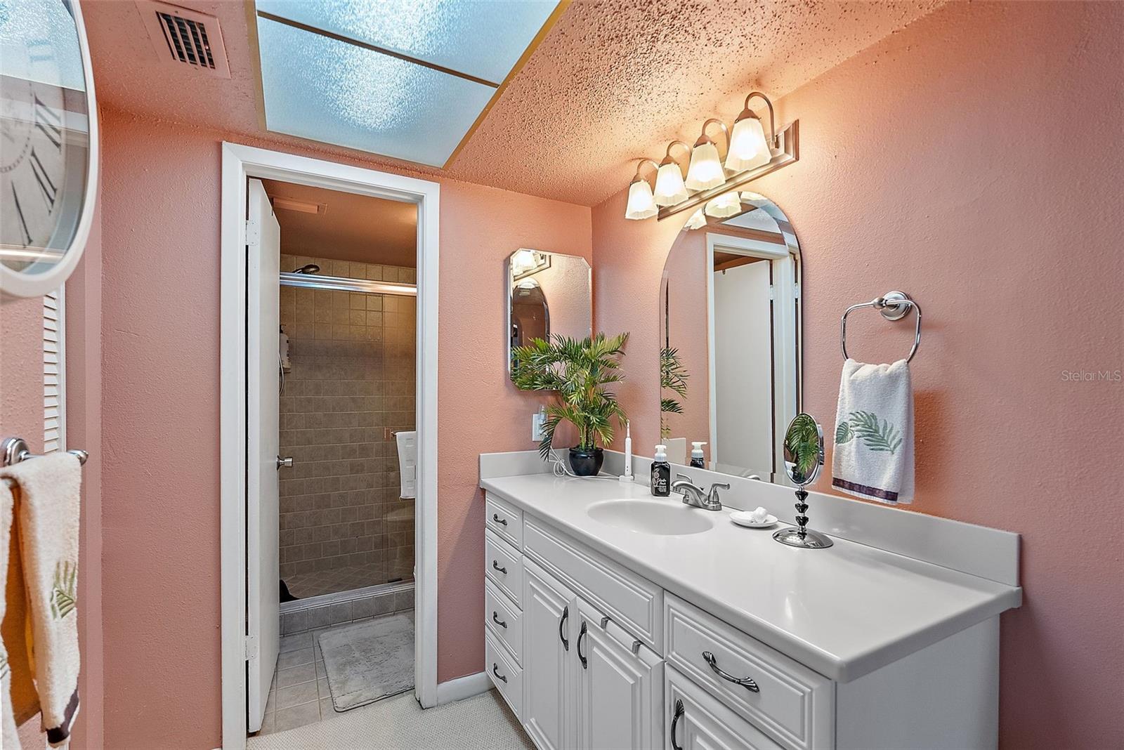 4900 38TH WAY S #304, ST PETERSBURG, FL, 33711