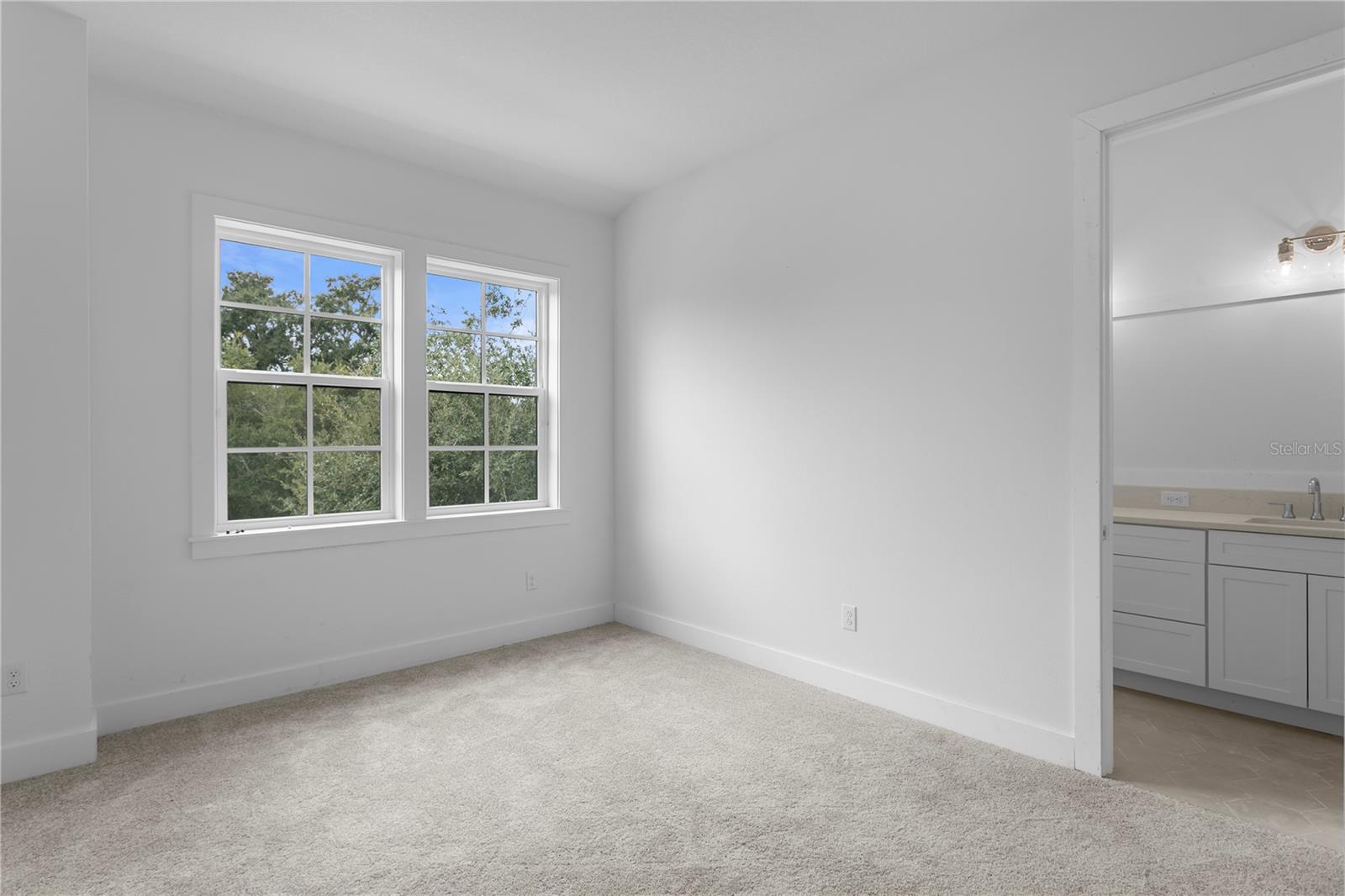 3618 W ROYAL PALM CIR, TAMPA, FL, 33629