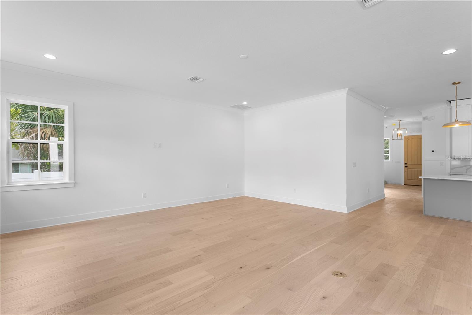 3618 W ROYAL PALM CIR, TAMPA, FL, 33629