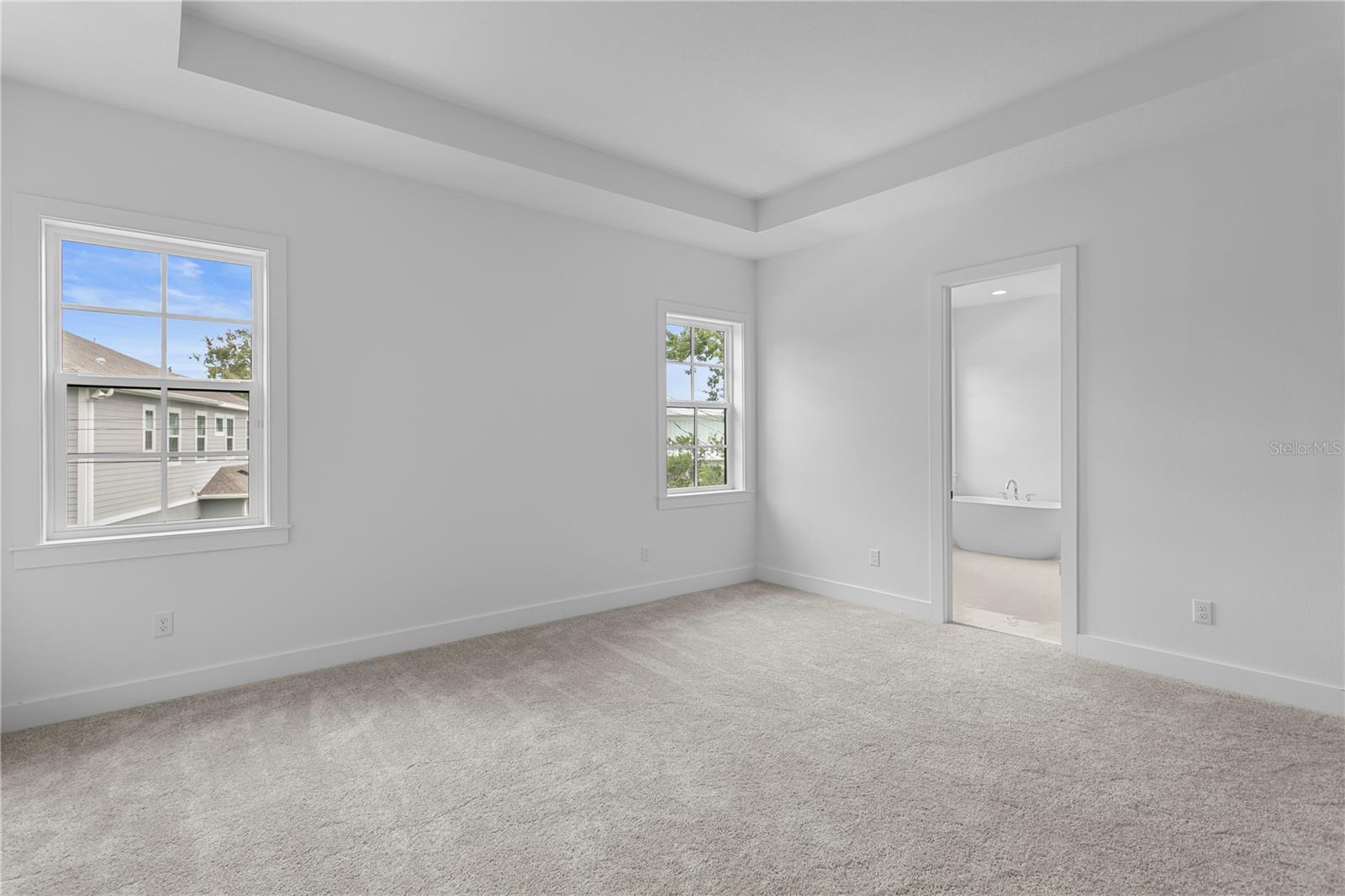 3618 W ROYAL PALM CIR, TAMPA, FL, 33629