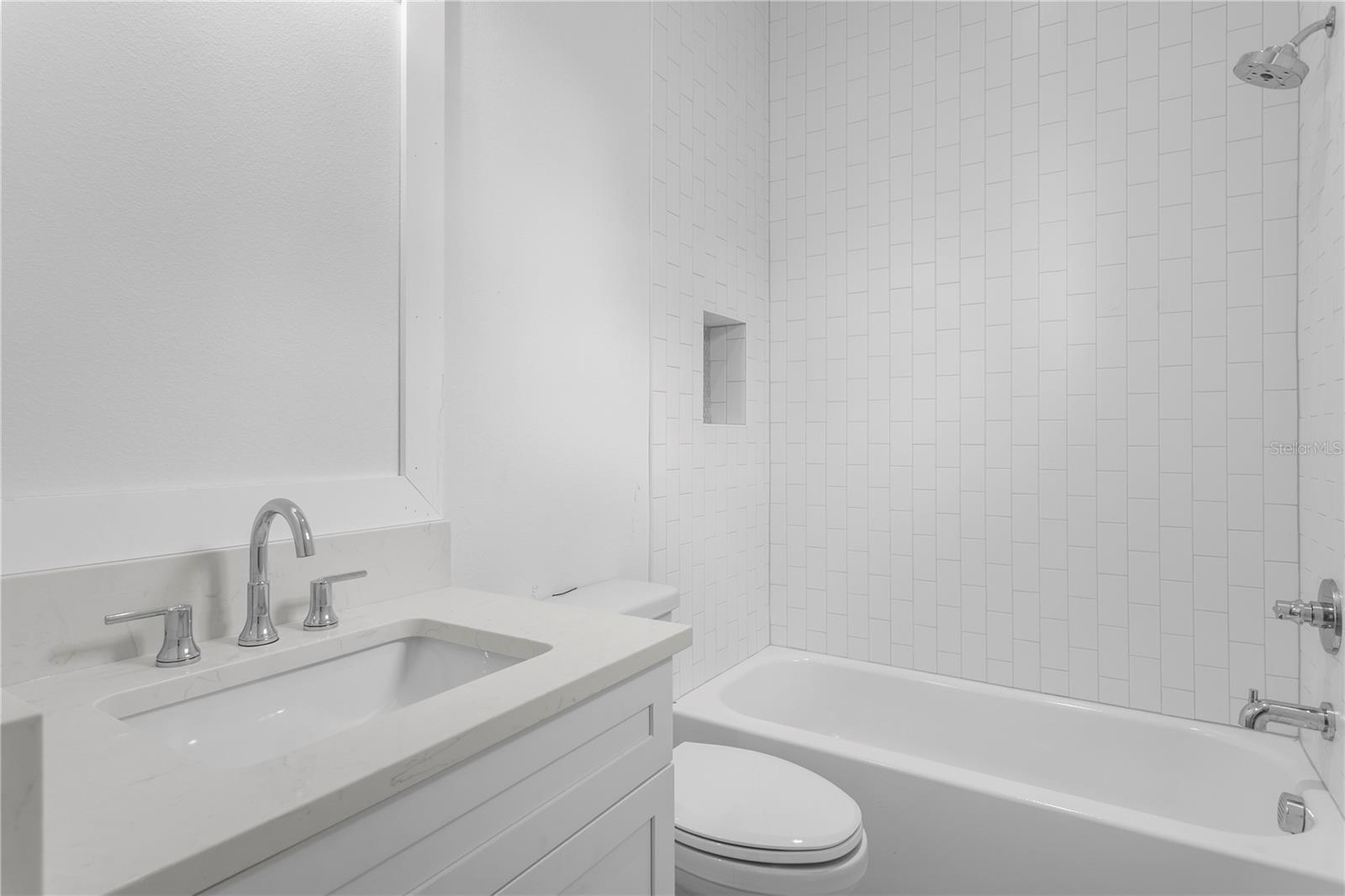3618 W ROYAL PALM CIR, TAMPA, FL, 33629
